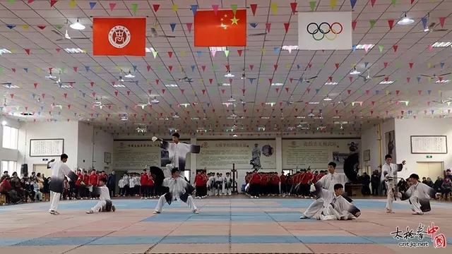 汇报表演3.webp.jpg