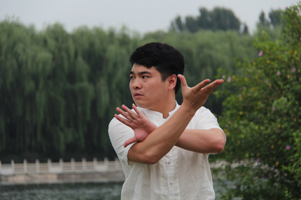 许凤杰.JPG