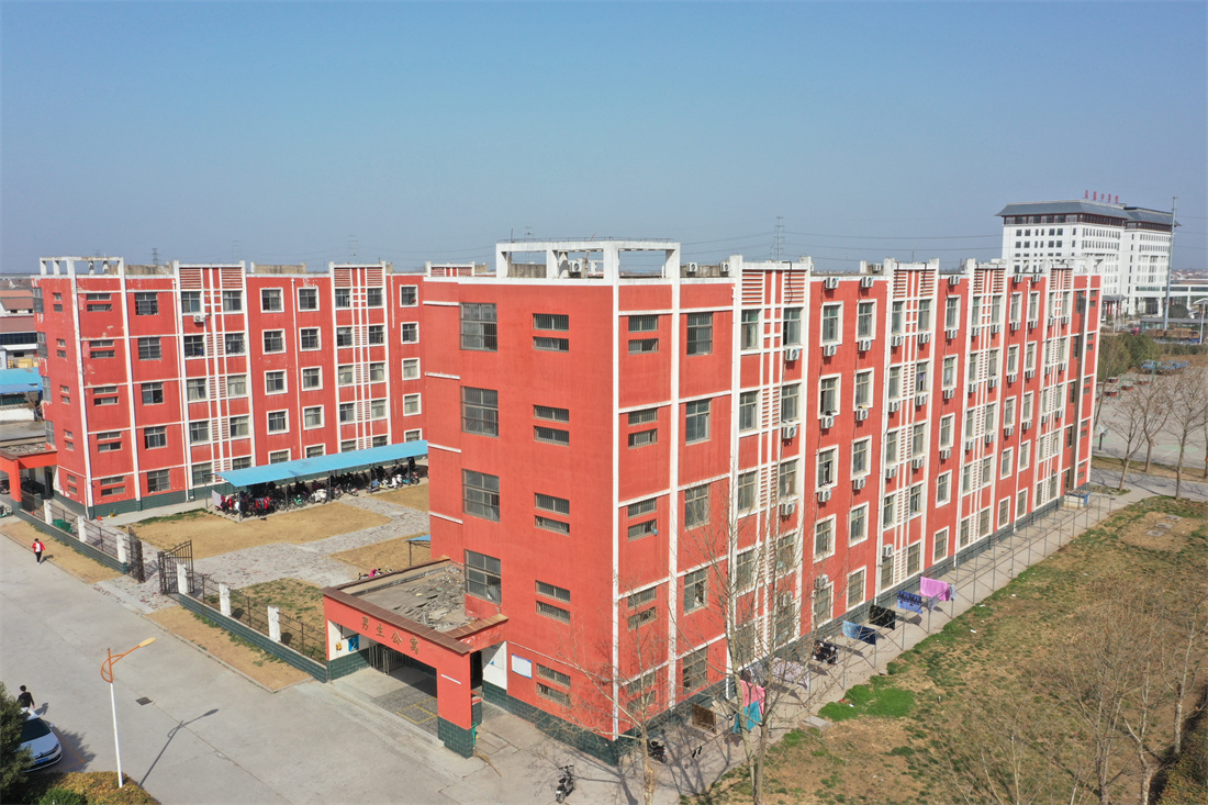 4学生公寓楼.jpg