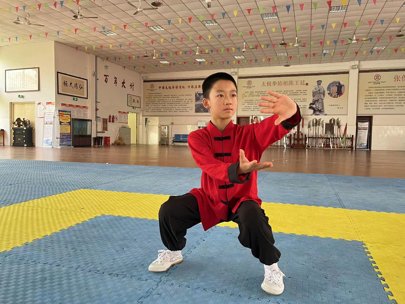 马晨昊.jpg